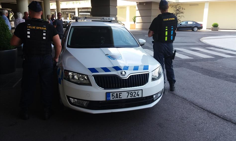 2019-6-20-1141hotel 4.jpg